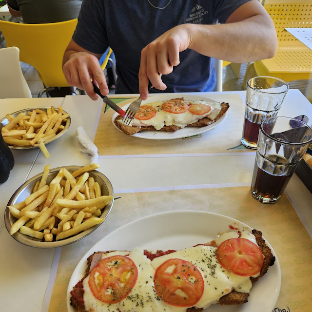Milanesas A la Napolitana Con Fritas