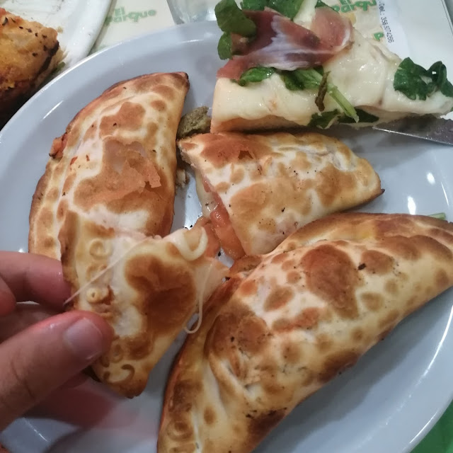 Empanadas A la Calabresa
