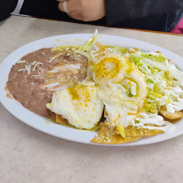 Chilaquiles Rojos