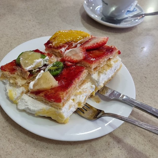 Tarta de Frutas Con Crema