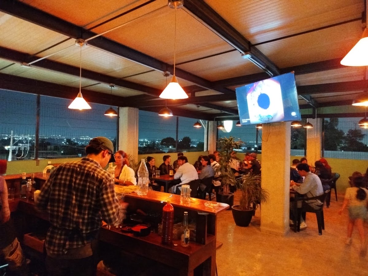 El Punto Y Coma Restaurante Bar