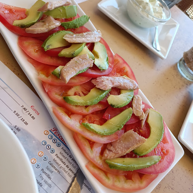 Tomates Con Aguacate Y Melva