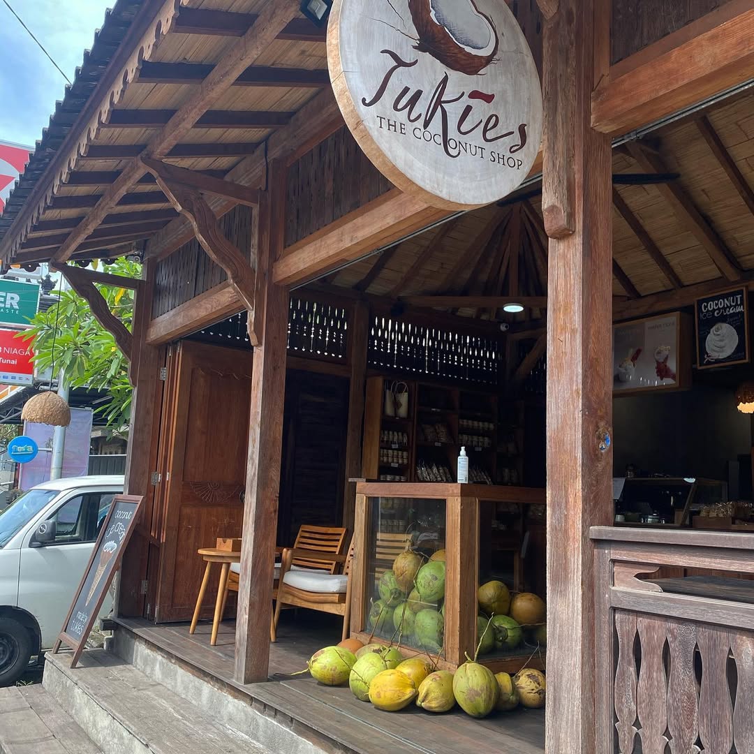 Tukies Coconut Shop
