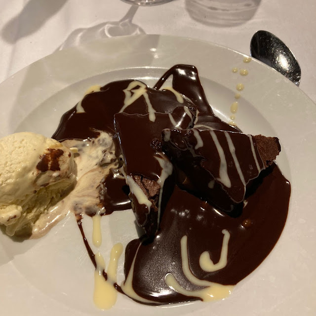 Brownie Con Helado de Vainilla