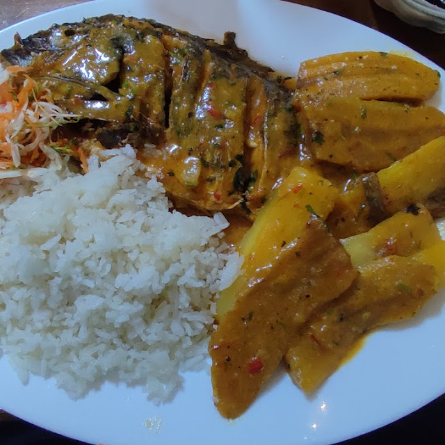 Pescado En Salsa