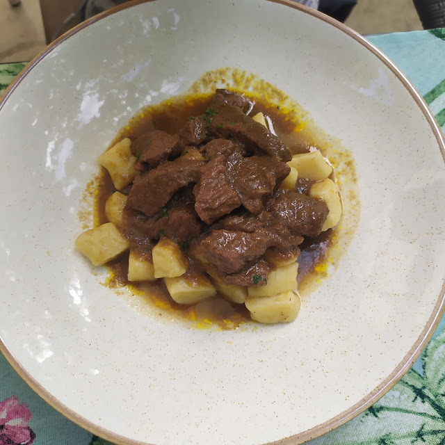 Gnocchi Fatti In Casa Con Spezzatino Di Carne