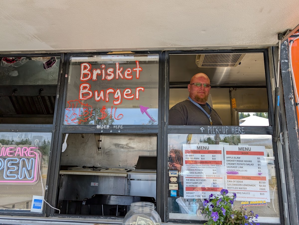 Smokey ridge barbecue