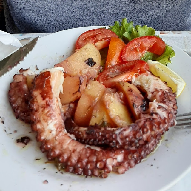 Polpo Sotto La Peka