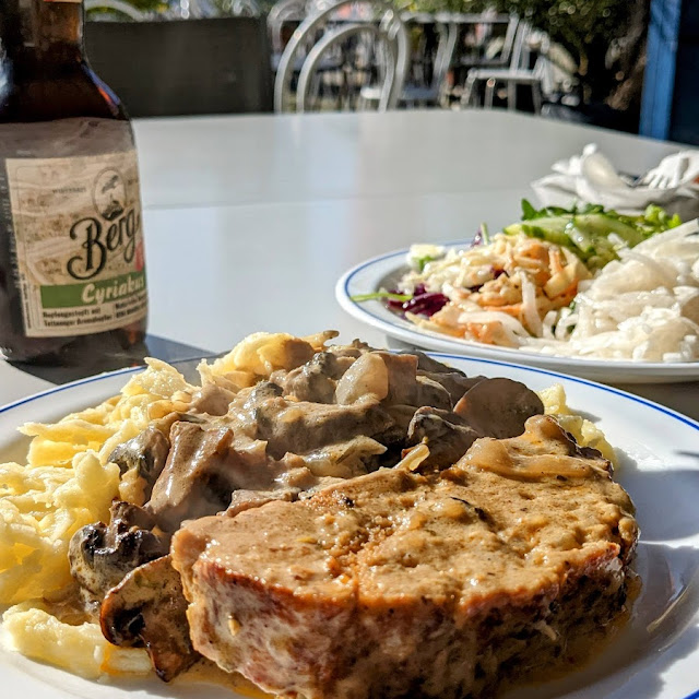 Knödel Mit Pilzsauce