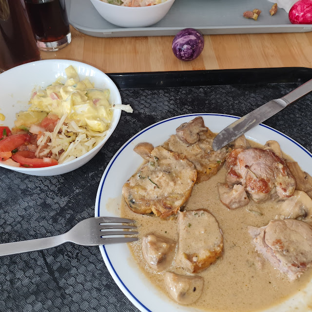 Medaillon Mit Knödel