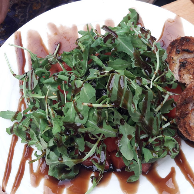 Poke de Salmón Marinado