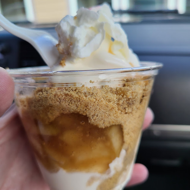 Apple Sundaes