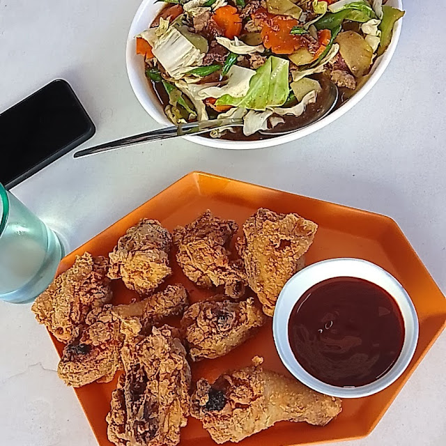 Fried Chicken and Chop Suey
