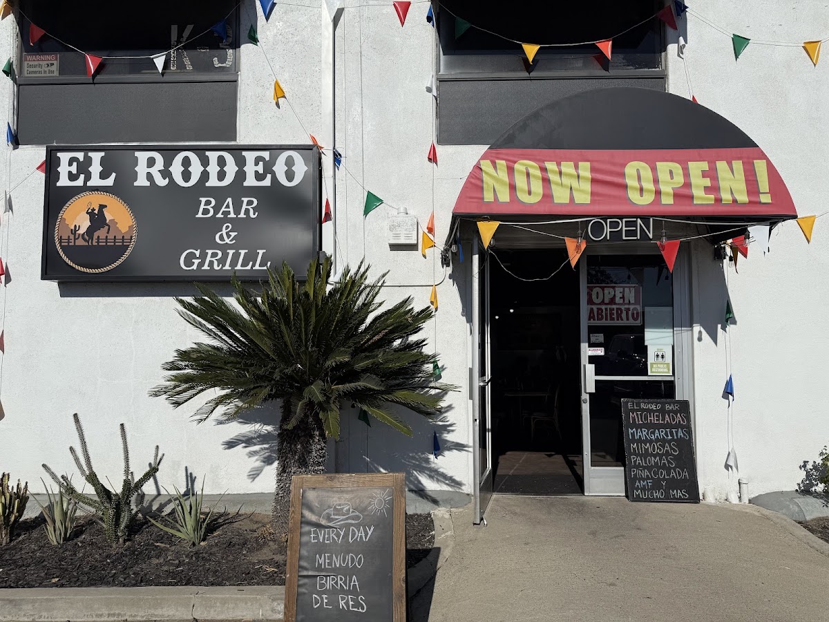 El Rodeo Bar & Grill