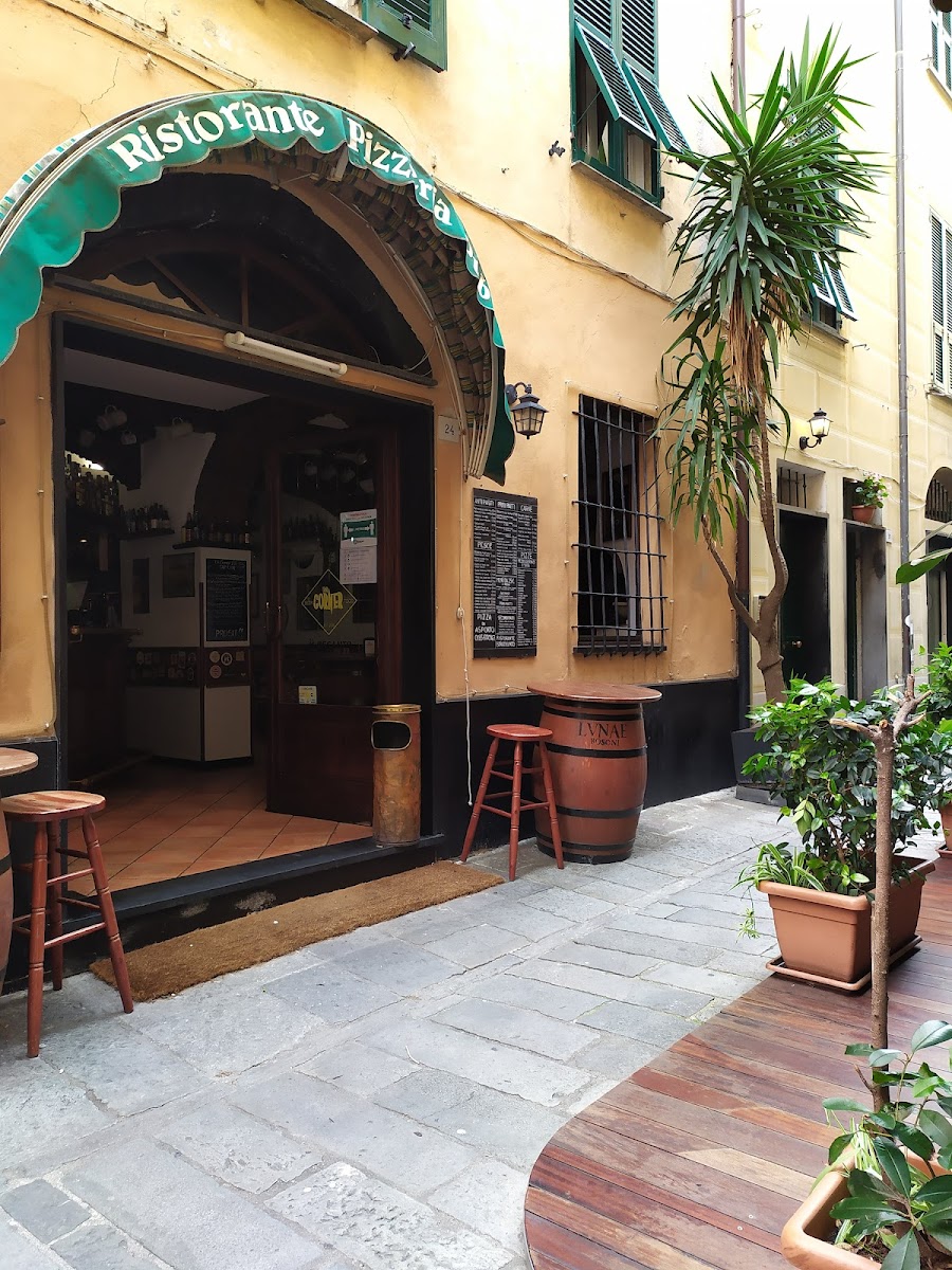Vinoria Bar Bottiglieria