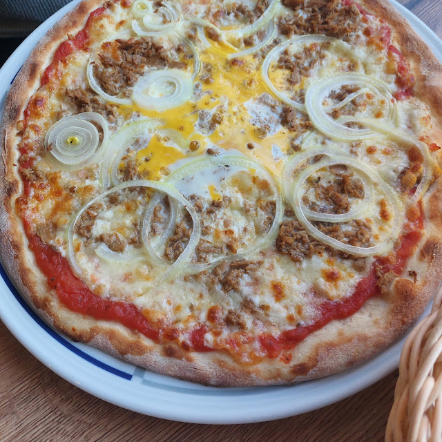 Pizza Elena