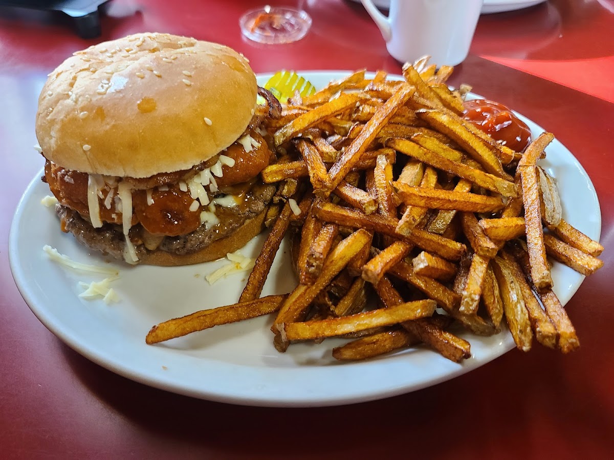 Beaver Den Diner
