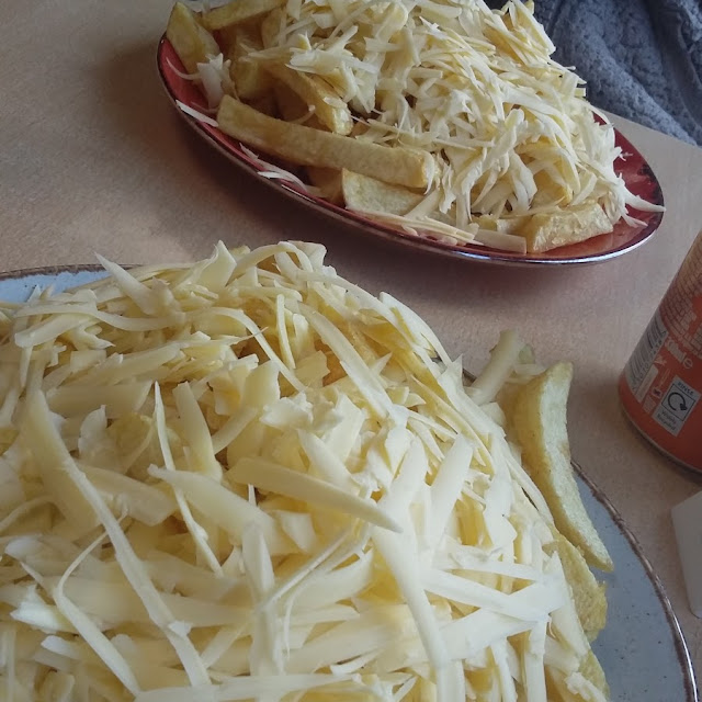 Vegan Cheesy Chips