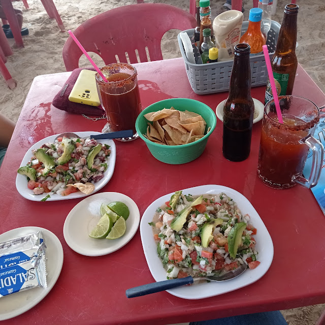Ceviche de Pescado Y Ceviche de Pulpo