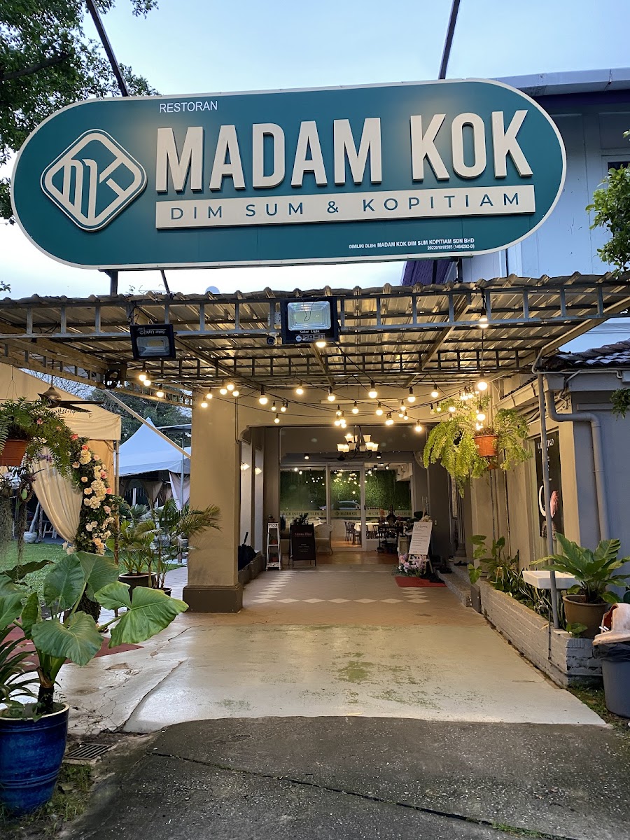 Madam Kok x Mama Thai