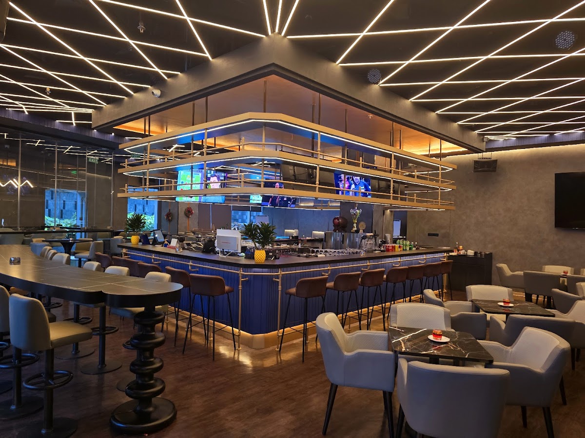 Aphrodite Restaurant & Bar