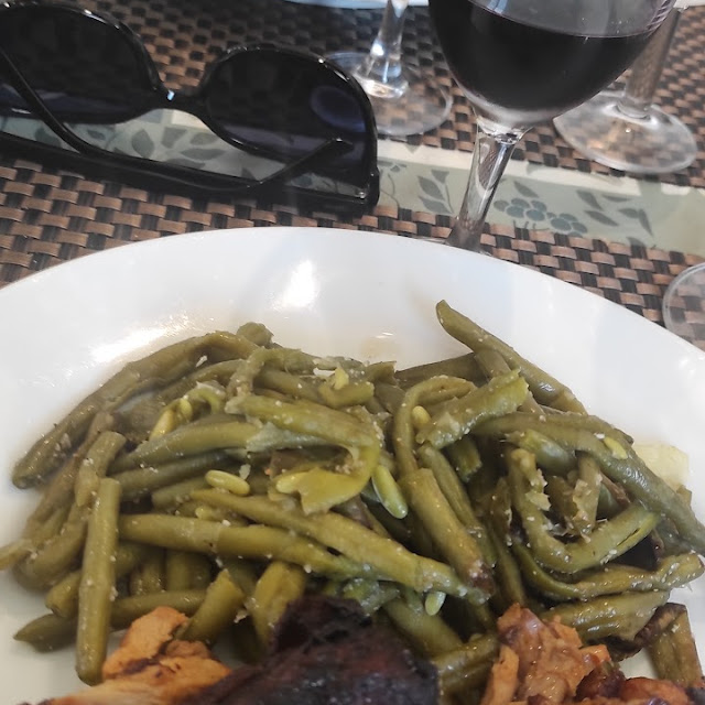 Cochon de Lait Grillé Au Four Et Haricots Verts