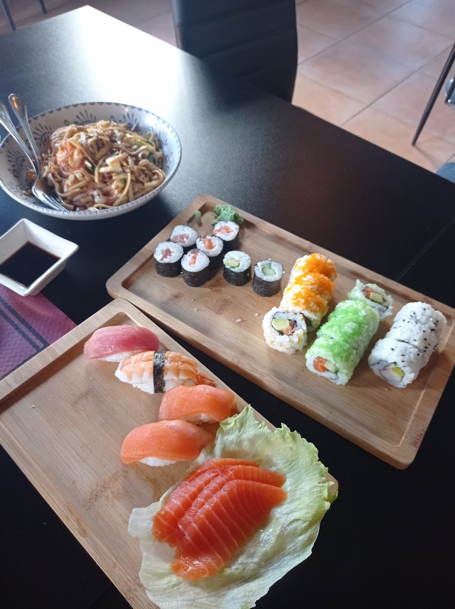 Bar restaurante Wok & Sushi