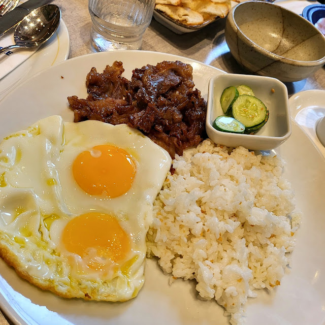 Breakfast Tapsilog