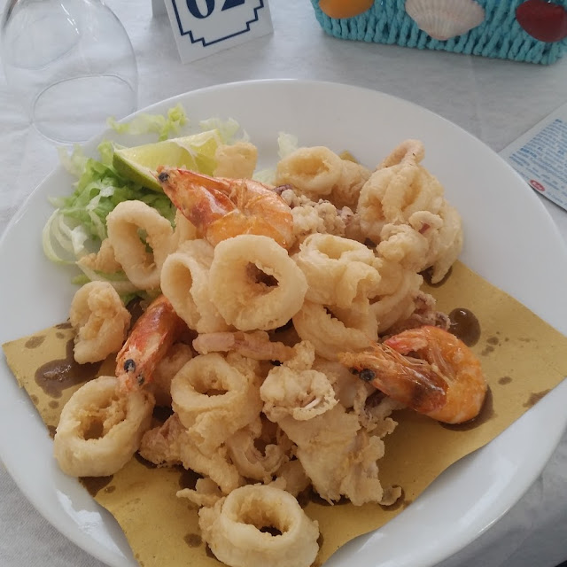 Frittura Di Calamari E Gamberi
