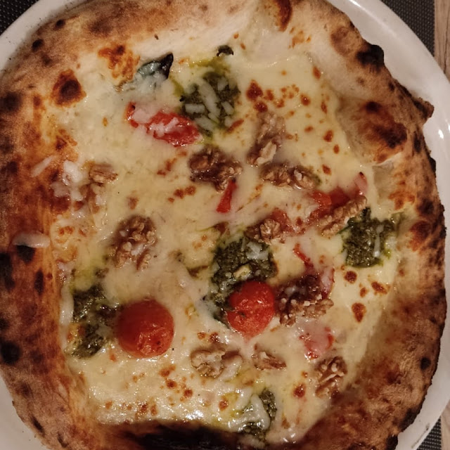 Pizza Caprese