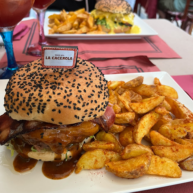 Burger and Wedges