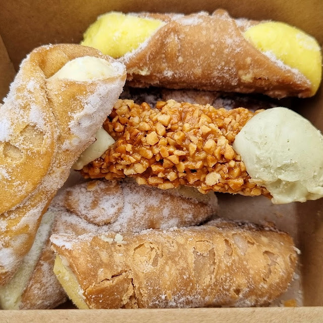 Cannoli