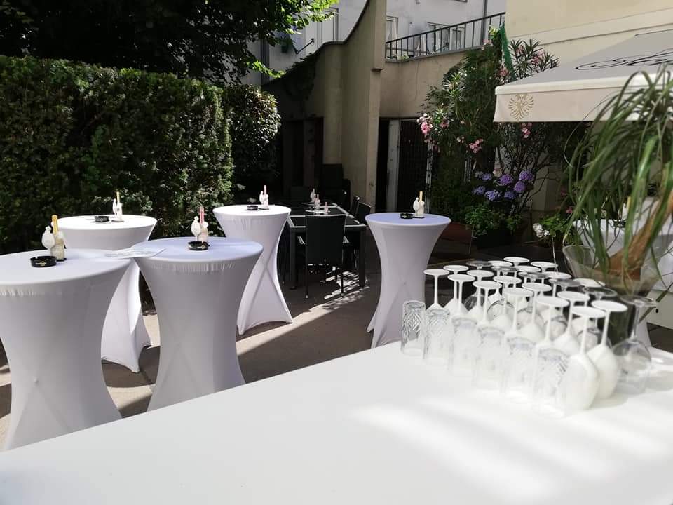 Emmi's Café