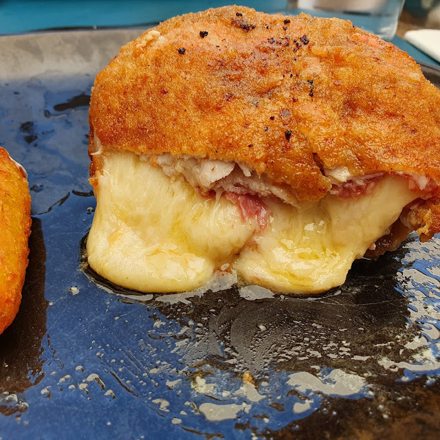 Cordon Bleu Mit Bärlauch Und Pommes