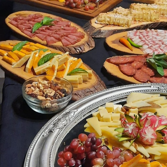 Suhomesnata Sirna I Voćna Plata