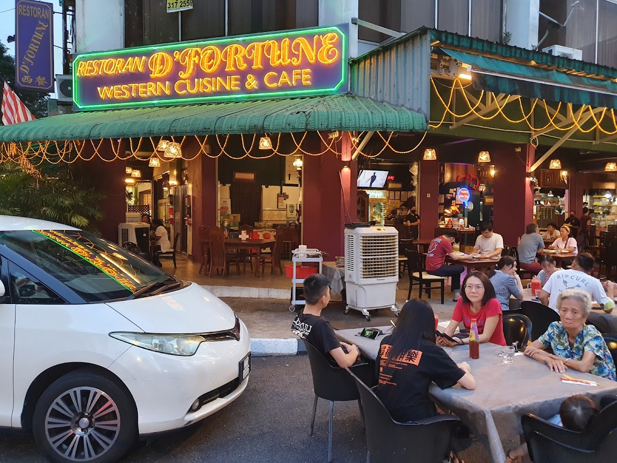 D'Fortune Western Cuisine & Cafe