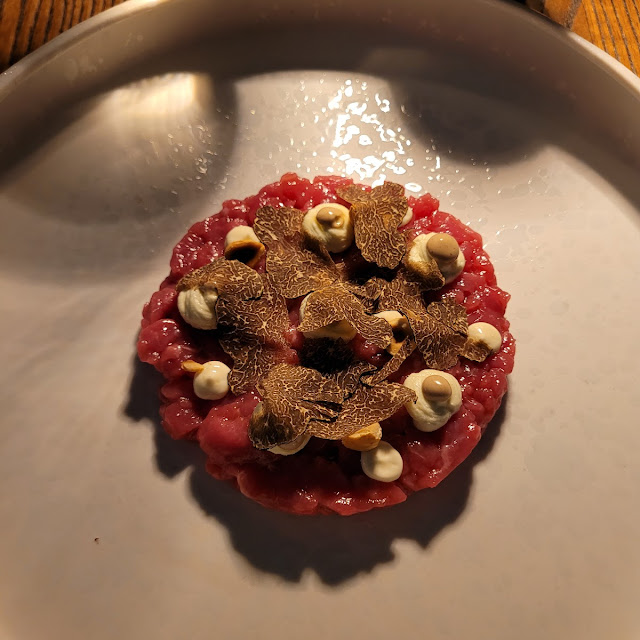 Battuta Di Manzo Con Maionese Di Nocciole Tartufo E Robiola