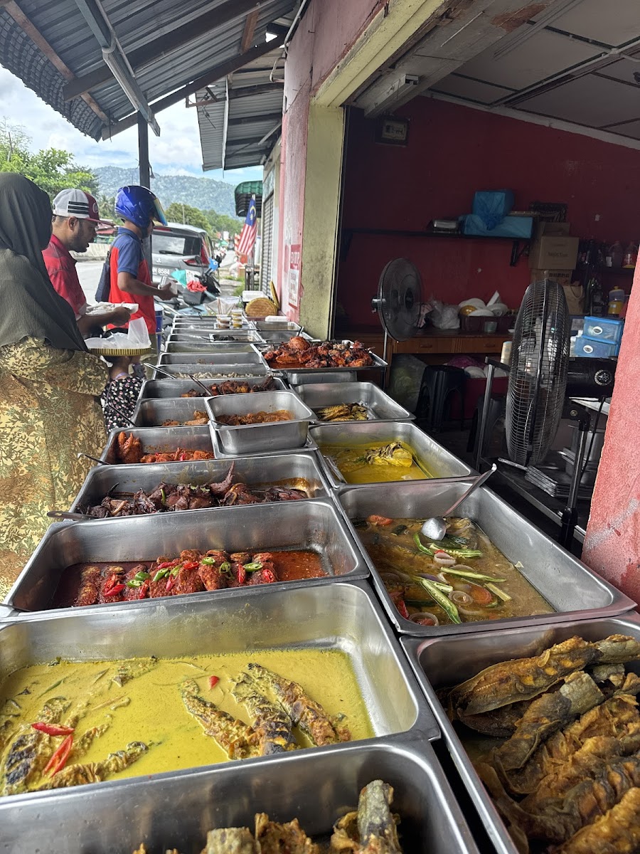 Warung Nasi Campur Kak Nor