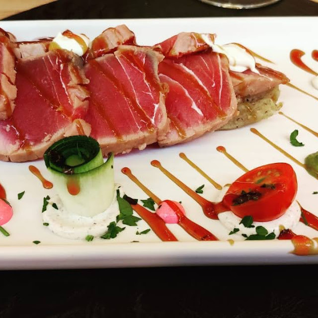 Carpaccio de Atún Con Vinagreta de Naranja Aguacate Y