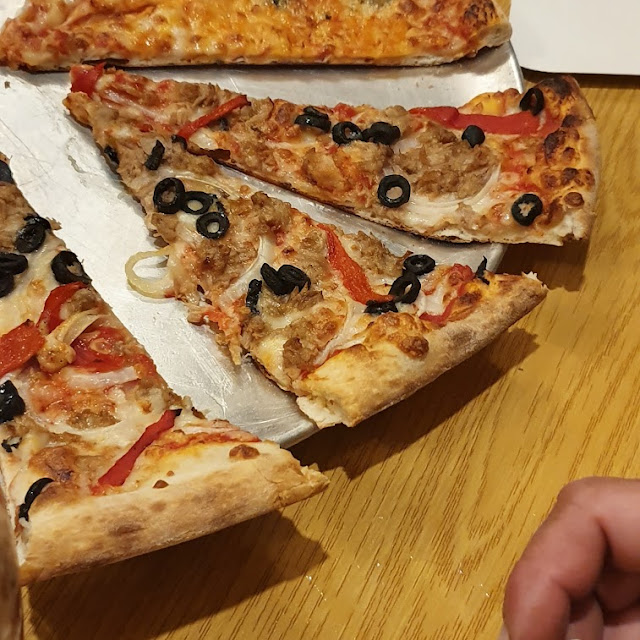 Mediterranean Pizza