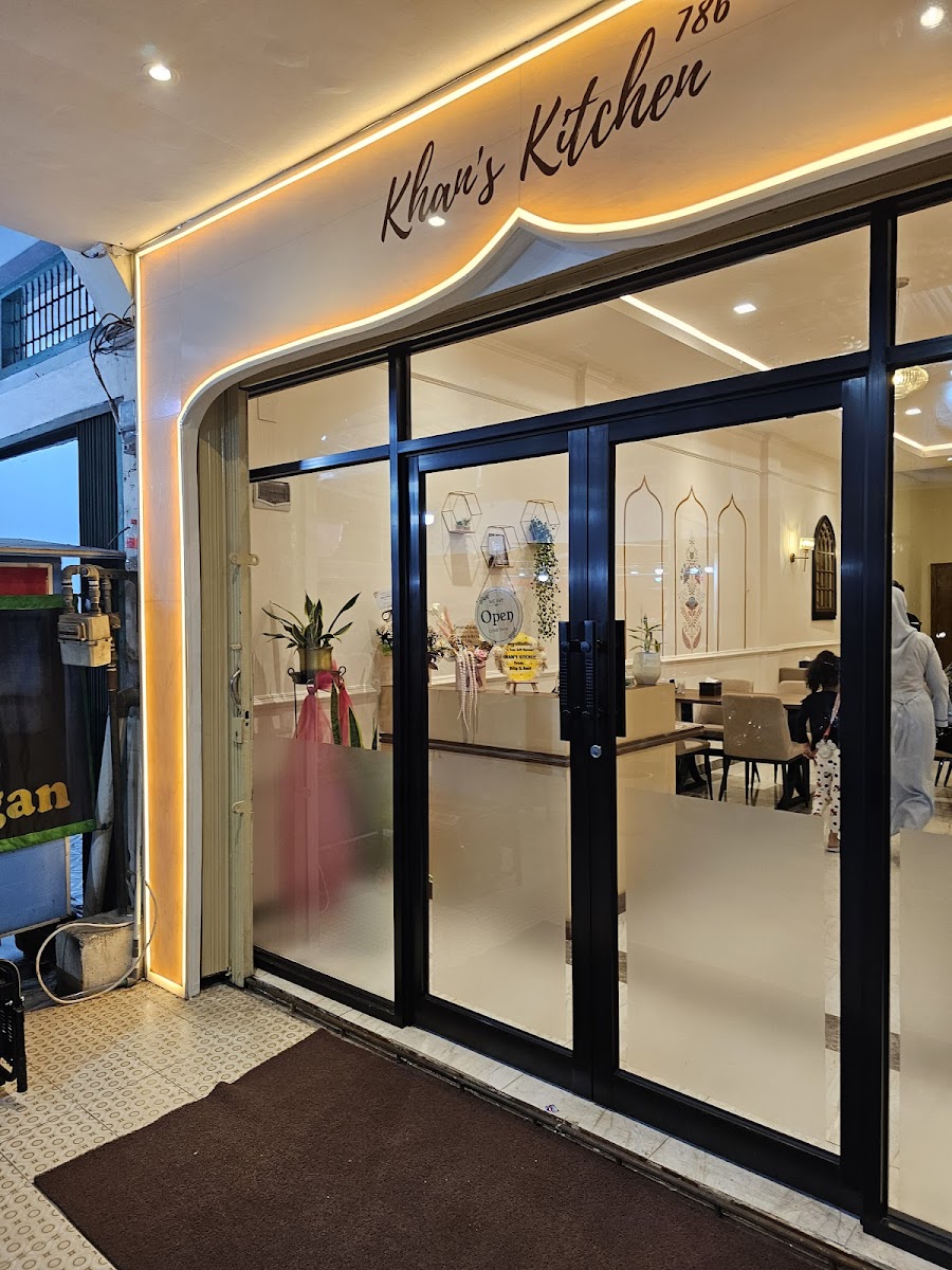 Khan’s Kitchen 786