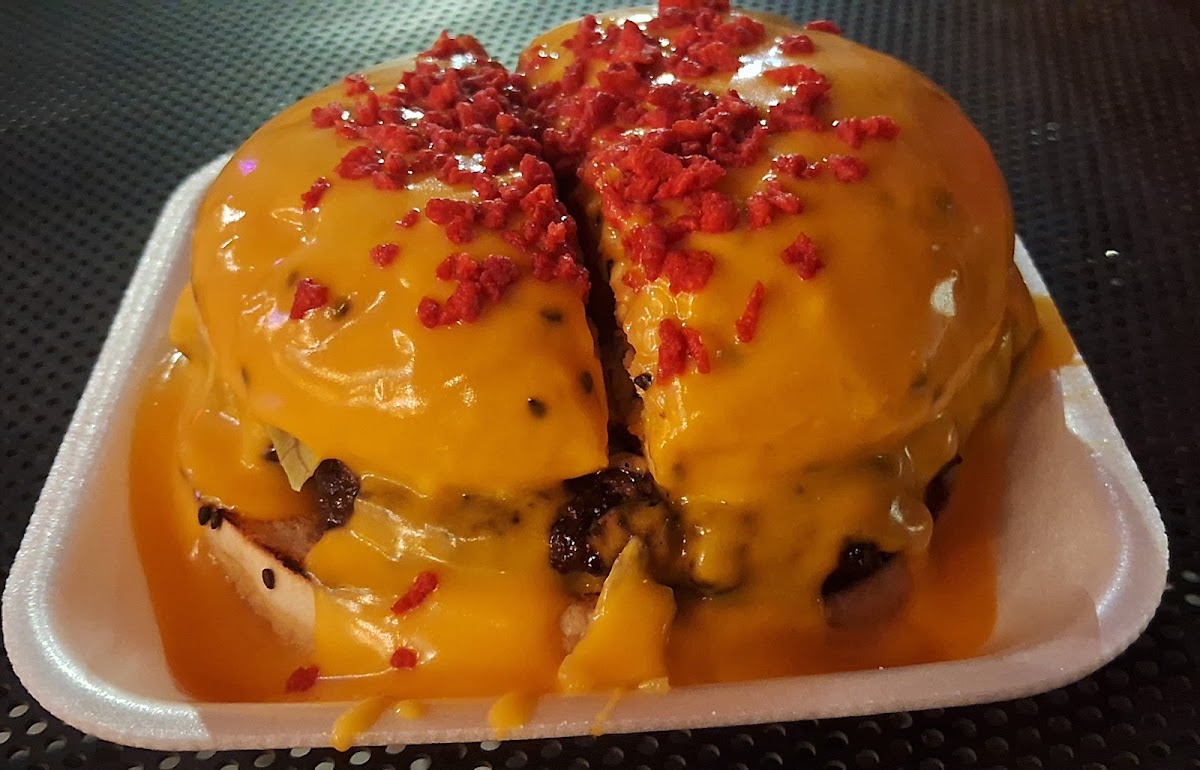 Shaddai Burger al carbón
