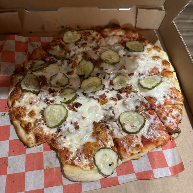 Bacon Cheeseburger Pizza