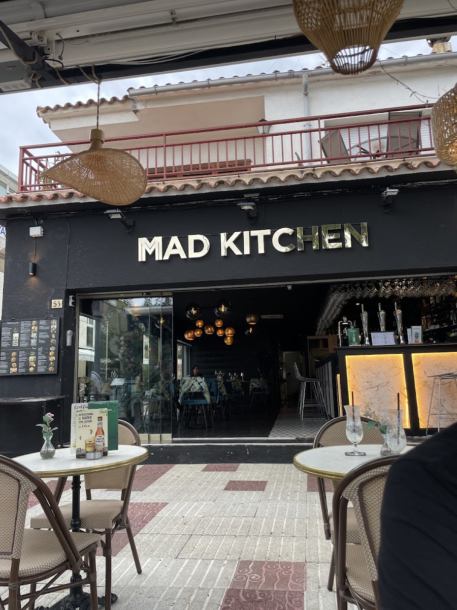 Mad Kitchen