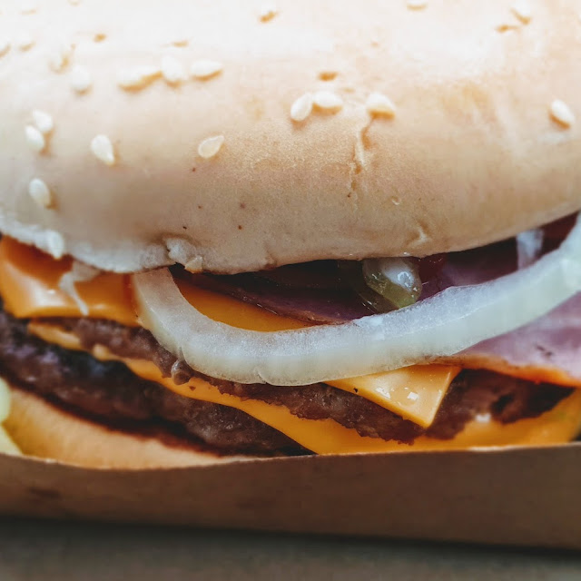 Double Cheeseburger