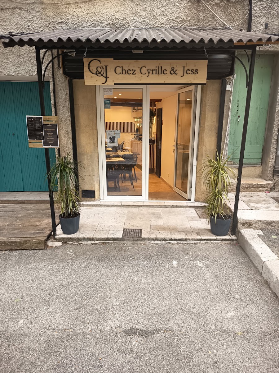 CHEZ CYRILLE & JESS