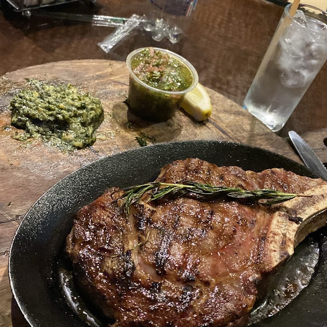Tomahawk Steak