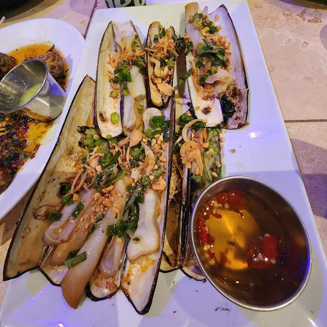 Steamed Razor Clams with Herbs