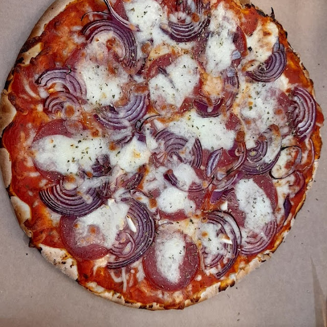 Salami Pizza Rzwebil
