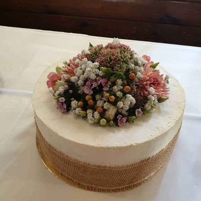Jogurt- Fruchttorte